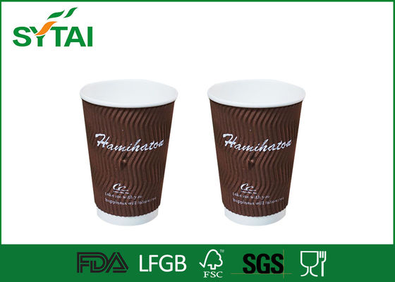 China Drievoudige de Koffiekoppen van het de Laag Pakpapier van kraftpapier/Rekupereerbare Beschikbare Koppen leverancier